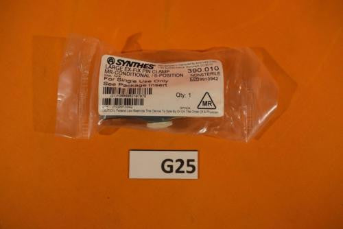 Synthes Large Ex-Fix Clamp MR-Conditional / 6-Postition 390.010