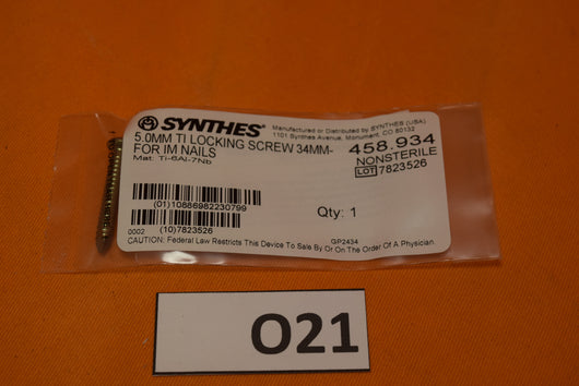 Synthes 458.934 Titanium Locking Screw 5 x 34mm -NEW