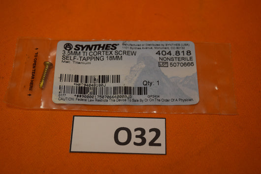 Synthes 404.818 Titanium Cortex Screw 3.5 x 18mm -NEW