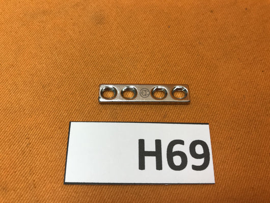Synthes 244.04 2.7mm DCP Plate