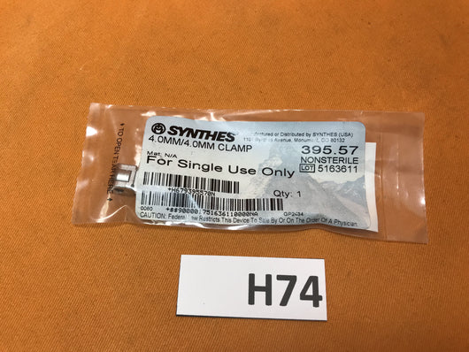 Synthes 395.57 4.0mm/4.0mm Clamp -NEW
