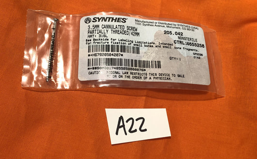SYNTHES 205.042  3.5MM CANNULATED SCREW -NEW