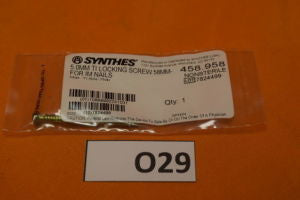Synthes 458.958 Titanium Locking Screw 5 x 58mm -NEW